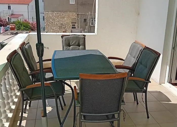 Apartmani Alaga A